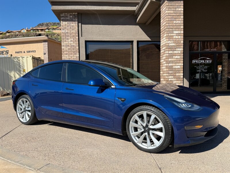 2022 Tesla Model 3 Long Range   - Photo 1 - St. George, UT 84770-2625