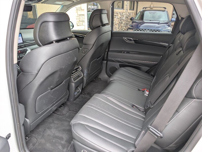 2025 Genesis GV80 Standard - Photo 25 - Bountiful, UT 84010