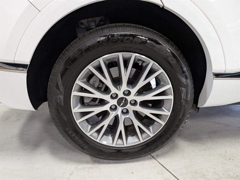 2025 Genesis GV80 Standard - Photo 13 - Bountiful, UT 84010