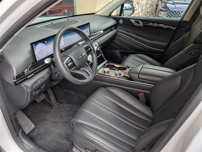 2025 Genesis GV80 Standard - Photo 2 - Bountiful, UT 84010