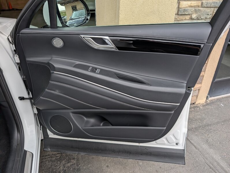2025 Genesis GV80 Standard - Photo 29 - Bountiful, UT 84010