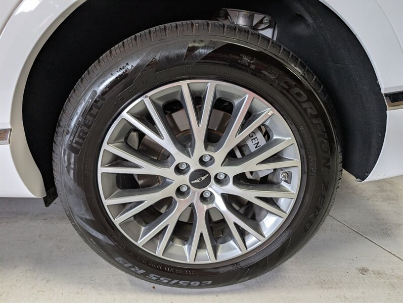 2025 Genesis GV80 Standard - Photo 14 - Bountiful, UT 84010