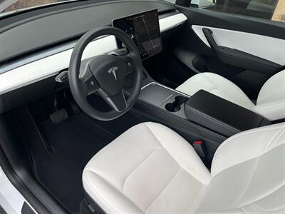 2022 Tesla Model Y Long Range   - Photo 2 - St. George, UT 84770-2625