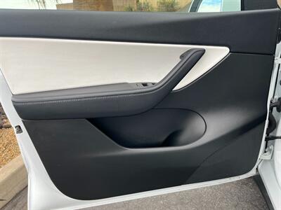 2022 Tesla Model Y Long Range   - Photo 48 - St. George, UT 84770-2625
