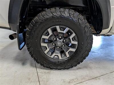2019 Toyota Tacoma TRD Off-Road   - Photo 14 - Bountiful, UT 84010