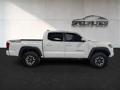 2019 Toyota Tacoma TRD Off-Road   - Photo 12 - Bountiful, UT 84010