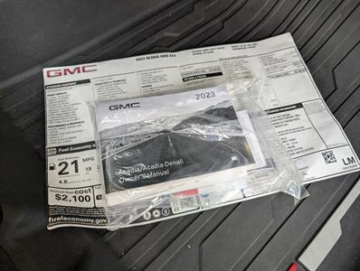 2023 GMC Acadia AT4   - Photo 32 - Bountiful, UT 84010