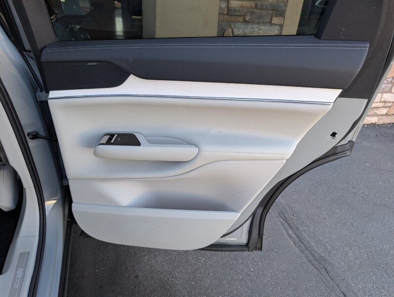 2025 Volvo EX90 Ultra 7-Passenger - Photo 29 - Bountiful, UT 84010
