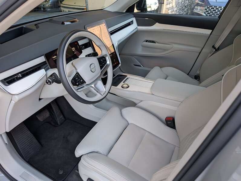 2025 Volvo EX90 Ultra 7-Passenger - Photo 2 - Bountiful, UT 84010