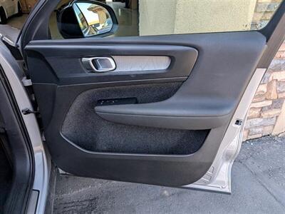 2024 Volvo XC40 B5 Core Bright Theme   - Photo 28 - Bountiful, UT 84010