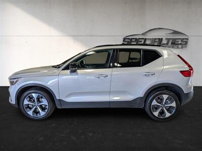 2024 Volvo XC40 B5 Core Bright Theme   - Photo 7 - Bountiful, UT 84010