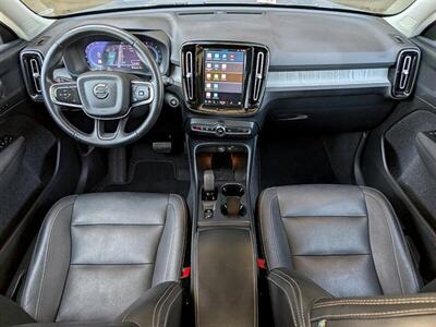 2024 Volvo XC40 B5 Core Bright Theme   - Photo 3 - Bountiful, UT 84010