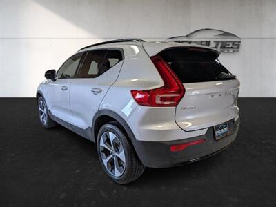 2024 Volvo XC40 B5 Core Bright Theme   - Photo 8 - Bountiful, UT 84010