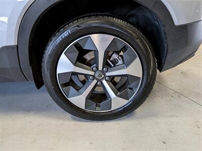 2024 Volvo XC40 B5 Core Bright Theme   - Photo 14 - Bountiful, UT 84010