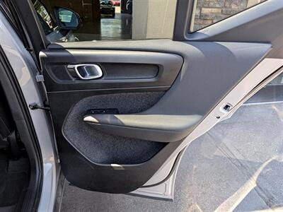 2024 Volvo XC40 B5 Core Bright Theme   - Photo 26 - Bountiful, UT 84010