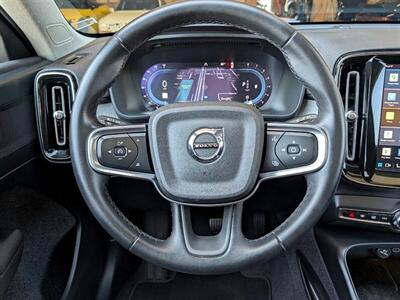 2024 Volvo XC40 B5 Core Bright Theme   - Photo 19 - Bountiful, UT 84010