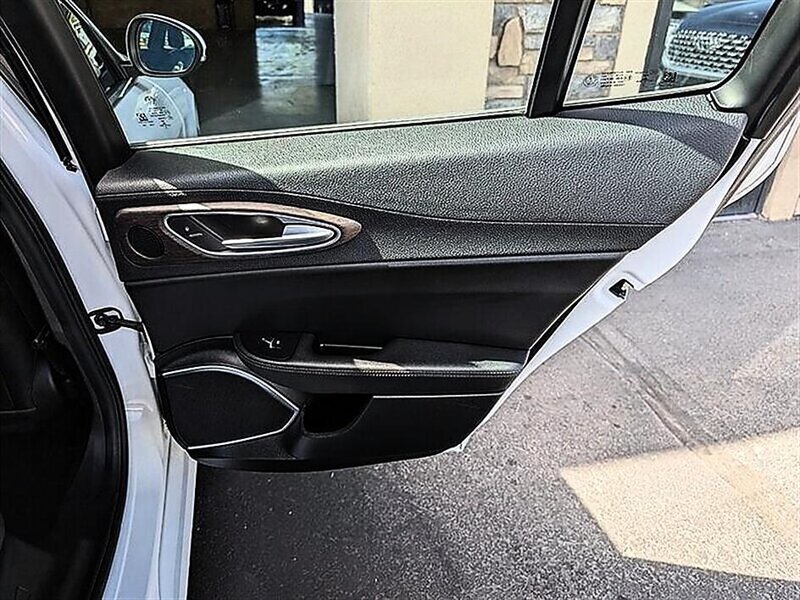2020 Alfa Romeo Giulia Ti - Photo 28 - St. George, UT 84770-2625