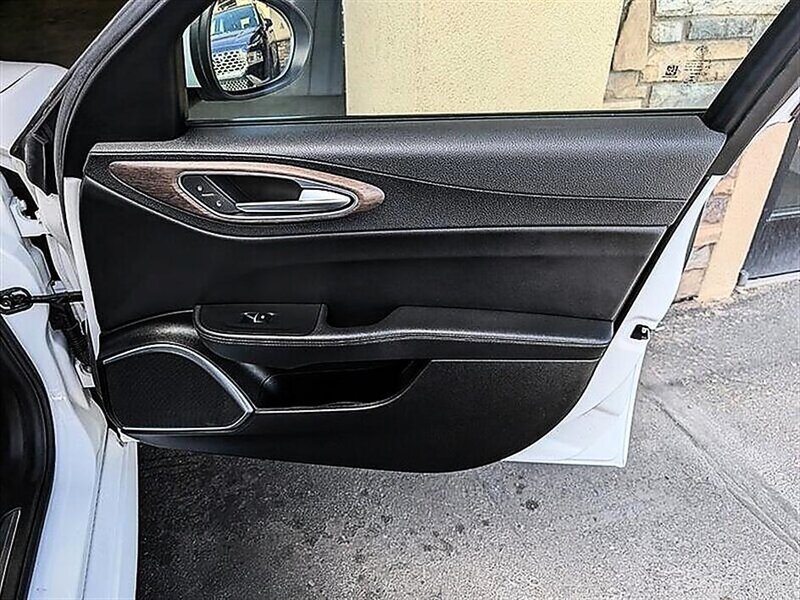 2020 Alfa Romeo Giulia Ti - Photo 30 - St. George, UT 84770-2625