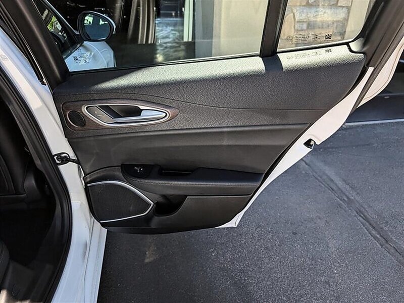 2020 Alfa Romeo Giulia Ti - Photo 28 - Bountiful, UT 84010