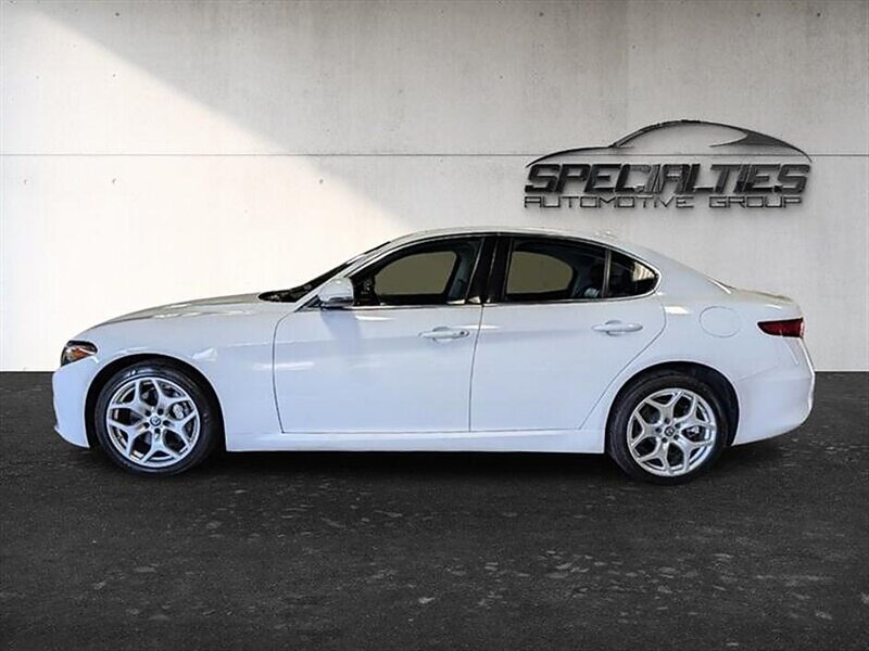 2020 Alfa Romeo Giulia Ti - Photo 7 - St. George, UT 84770-2625
