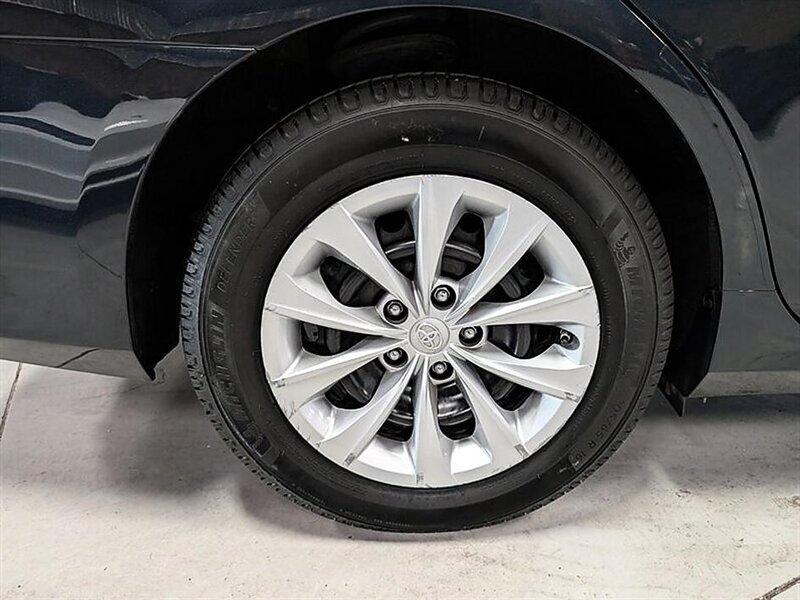 2015 Toyota Camry LE - Photo 13 - Bountiful, UT 84010
