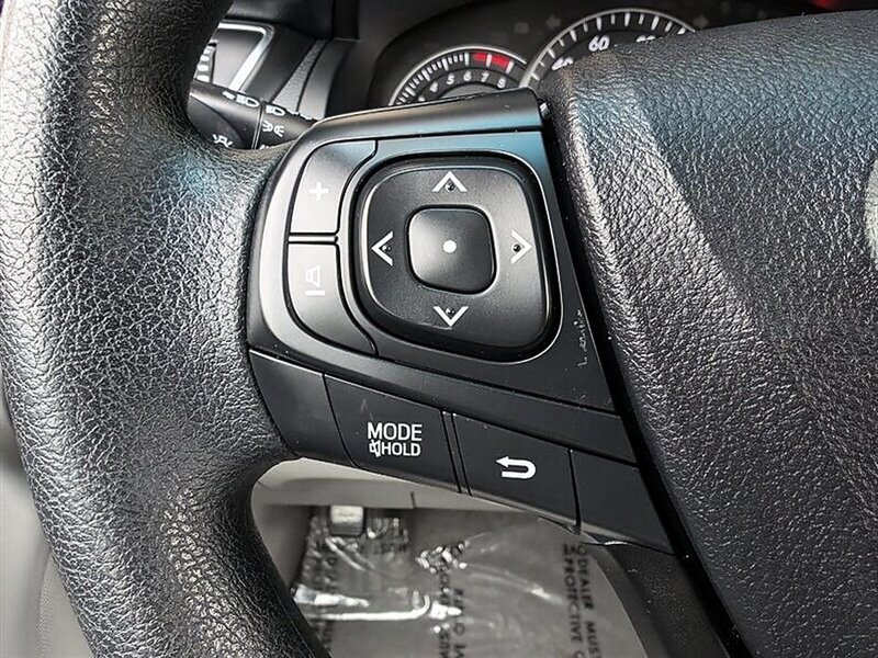 2015 Toyota Camry LE - Photo 21 - Bountiful, UT 84010