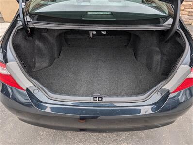 2015 Toyota Camry LE   - Photo 30 - Bountiful, UT 84010