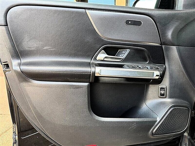 2022 Mercedes-Benz GLB GLB 250 4MATIC - Photo 49 - St. George, UT 84770-2625