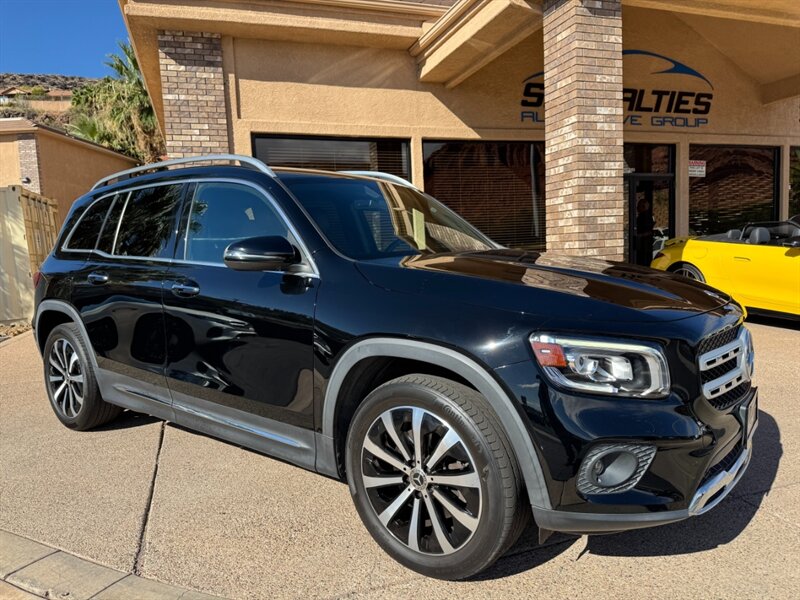 2022 Mercedes-Benz GLB 250 4MATIC ** 3RD ROW SEAT **  