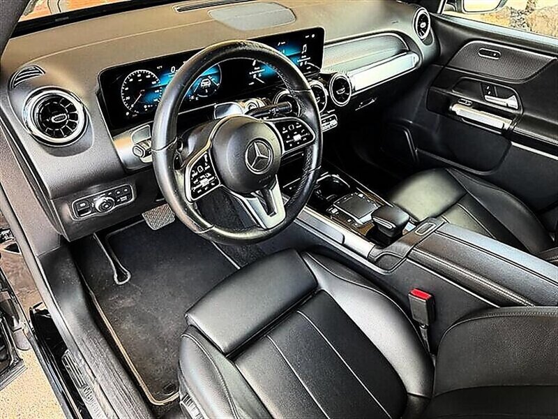 2022 Mercedes-Benz GLB GLB 250 4MATIC - Photo 2 - St. George, UT 84770-2625