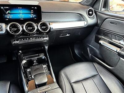 2022 Mercedes-Benz GLB GLB 250 4MATIC - Photo 18 - St. George, UT 84770-2625