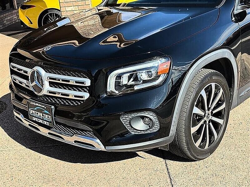 2022 Mercedes-Benz GLB GLB 250 4MATIC - Photo 12 - St. George, UT 84770-2625