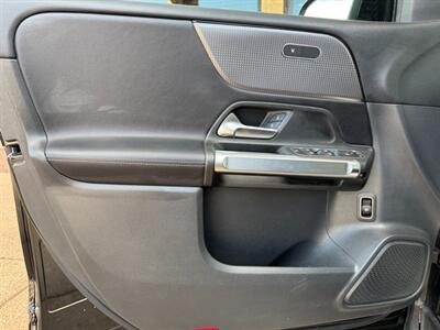 2022 Mercedes-Benz GLB 250 4MATIC ** 3RD ROW SEAT **   - Photo 49 - St. George, UT 84770-2625