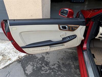 2016 Mercedes-Benz SLK SLK 300   - Photo 25 - Bountiful, UT 84010