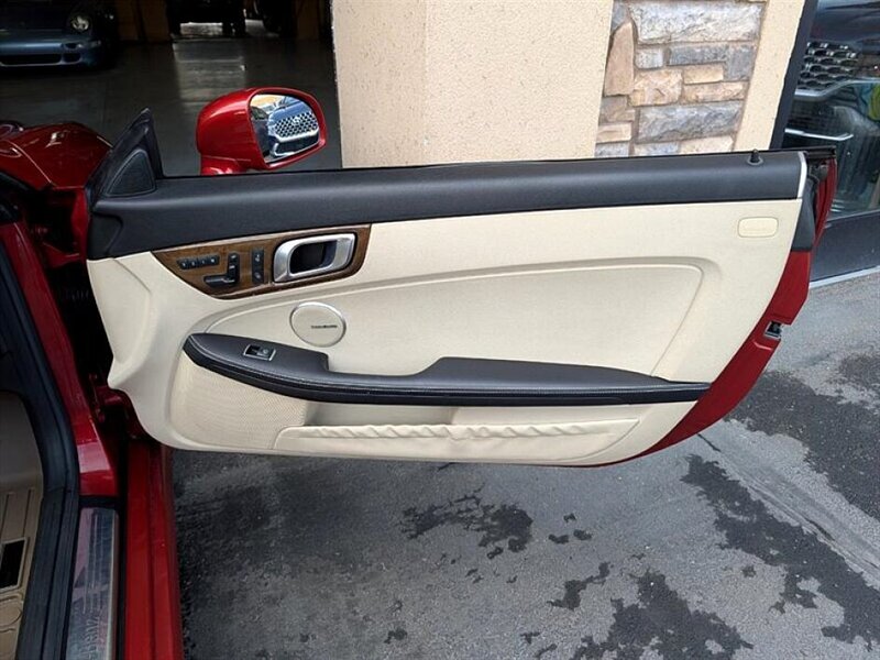 2016 Mercedes-Benz SLK SLK 300   - Photo 29 - Bountiful, UT 84010