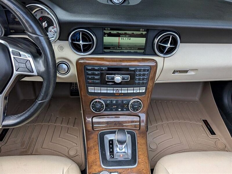 2016 Mercedes-Benz SLK SLK 300   - Photo 28 - Bountiful, UT 84010