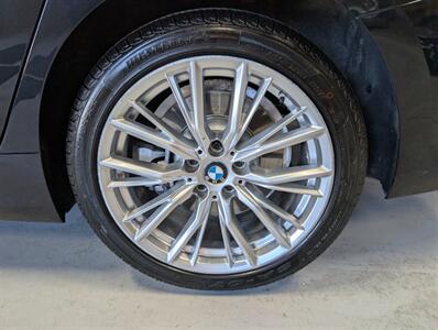 2023 BMW 330i xDrive   - Photo 14 - Bountiful, UT 84010