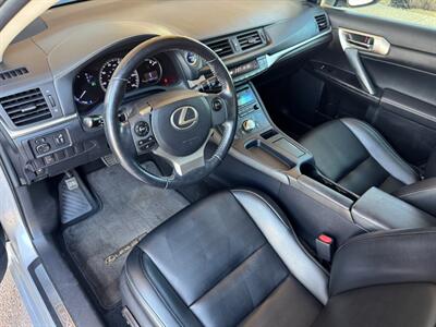 2016 Lexus CT 200h   - Photo 2 - St. George, UT 84770-2625