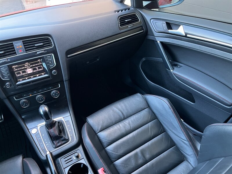 2015 Volkswagen Golf GTI SE - Photo 18 - St. George, UT 84770-2625