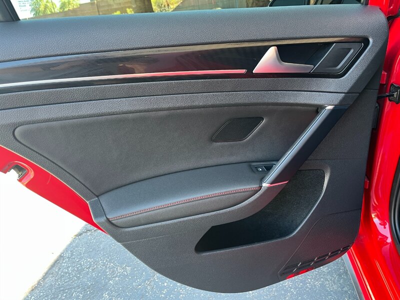 2015 Volkswagen Golf GTI SE - Photo 46 - St. George, UT 84770-2625