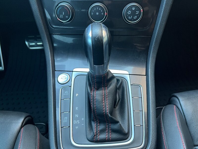 2015 Volkswagen Golf GTI SE - Photo 40 - St. George, UT 84770-2625