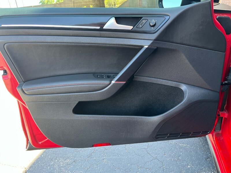 2015 Volkswagen Golf GTI SE - Photo 45 - St. George, UT 84770-2625