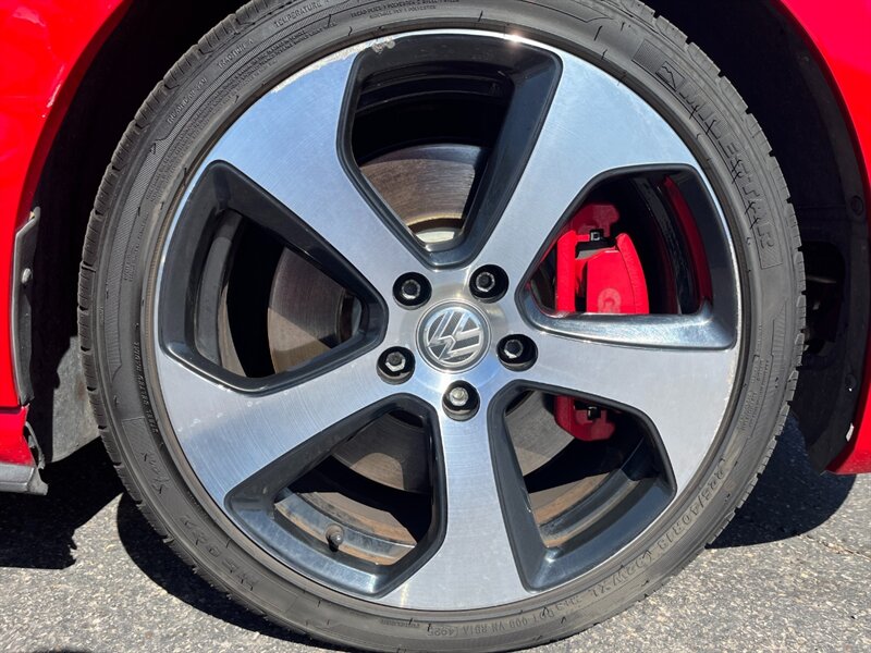 2015 Volkswagen Golf GTI SE - Photo 34 - St. George, UT 84770-2625