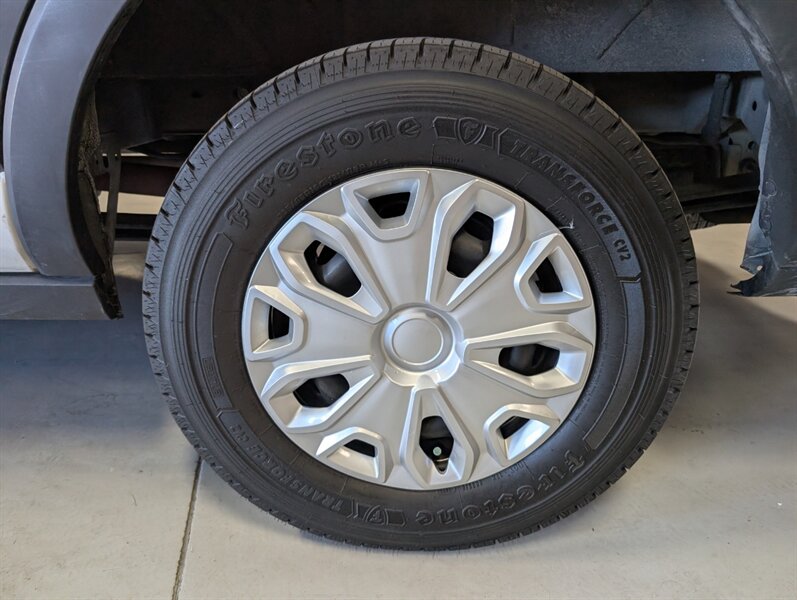 2019 Ford Transit 350 XLT - Photo 14 - Bountiful, UT 84010