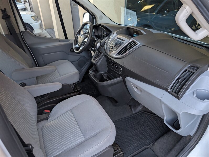 2019 Ford Transit 350 XLT - Photo 4 - Bountiful, UT 84010