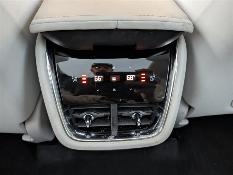 2025 Volvo EX90 Ultra 7-Passenger - Photo 29 - Bountiful, UT 84010