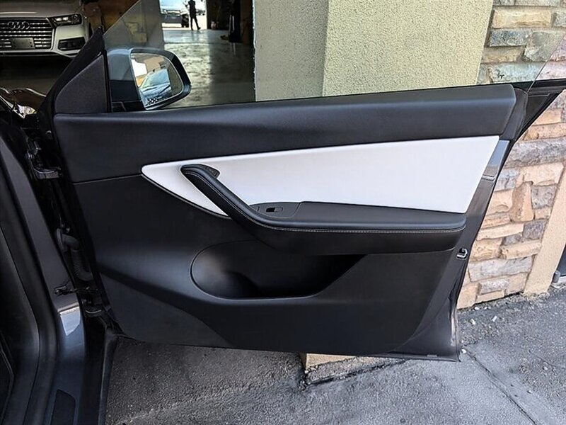 2022 Tesla Model Y Performance - Photo 29 - Bountiful, UT 84010