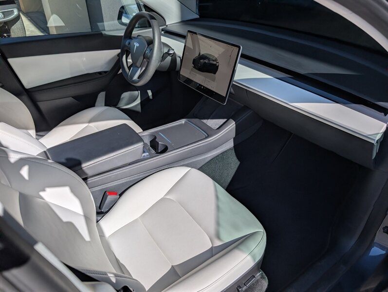 2022 Tesla Model Y Performance - Photo 4 - Bountiful, UT 84010