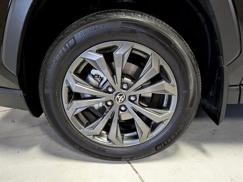 2024 Toyota RAV4 Hybrid XLE Premium - Photo 15 - Bountiful, UT 84010