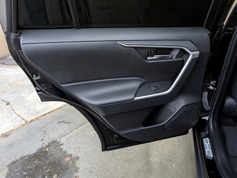 2024 Toyota RAV4 Hybrid XLE Premium - Photo 25 - Bountiful, UT 84010